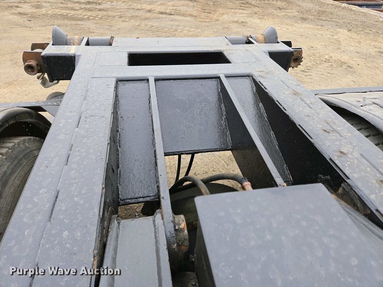 image for item EC4196 1986 International 1954 hook lift truck