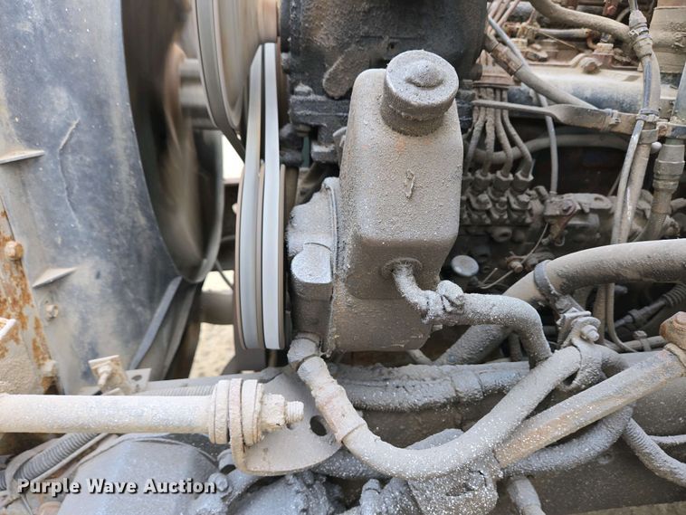 image for item EC4196 1986 International 1954 hook lift truck