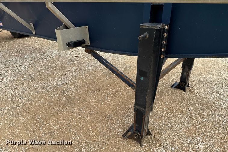 image for item ED5625 2003 Utility Trailer FS2CHA flatbed trailer