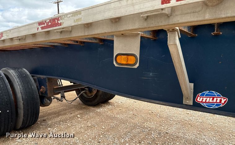 image for item ED5625 2003 Utility Trailer FS2CHA flatbed trailer
