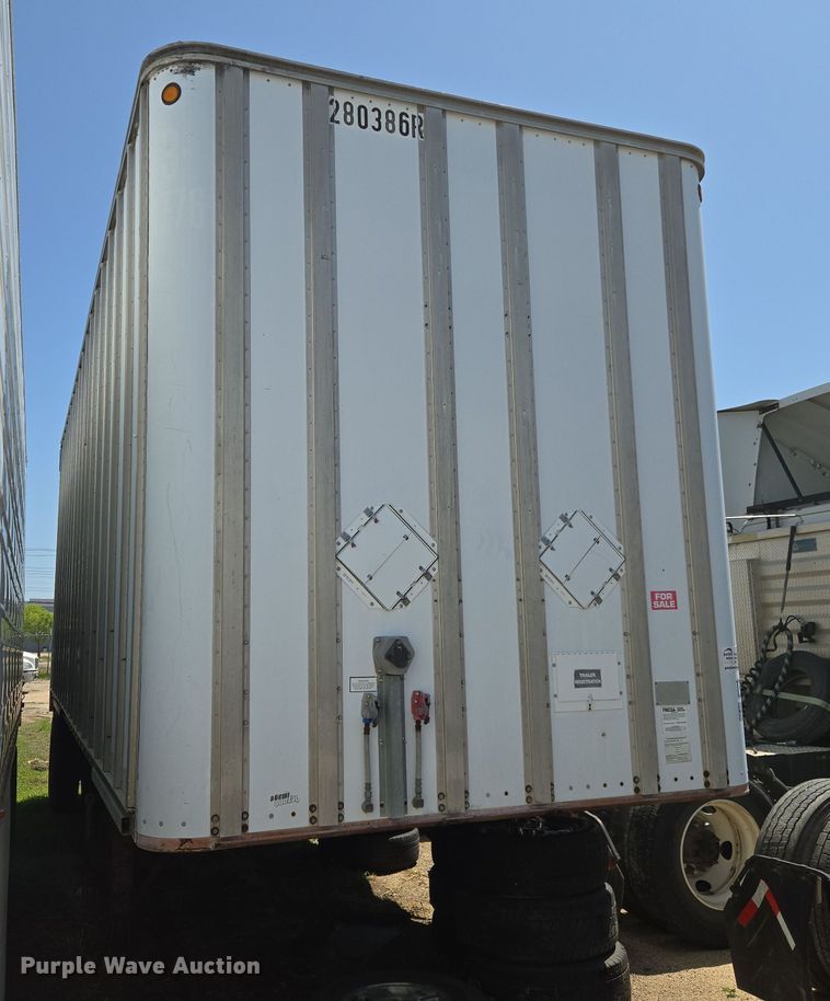 image for item EF2982 1986 Road Systems CFR28102 dry van trailer