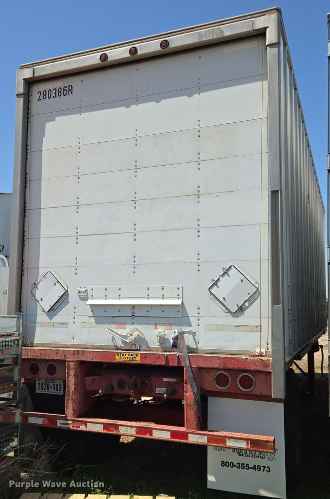 image for item EF2982 1986 Road Systems CFR28102 dry van trailer