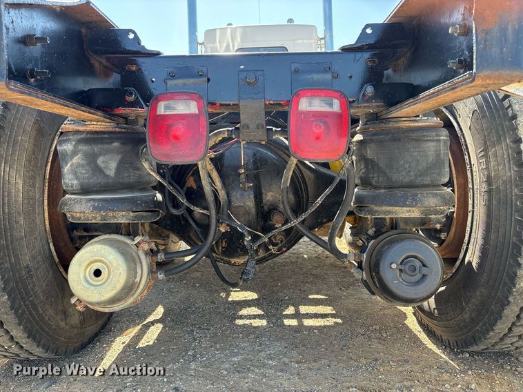 image for item EF3000 1992 Kenworth semi truck