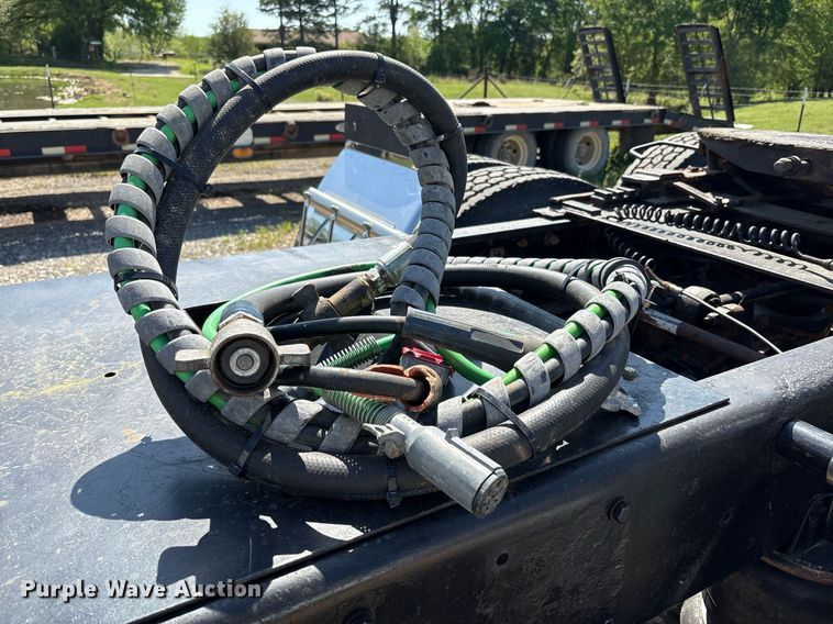 image for item EF3000 1992 Kenworth semi truck