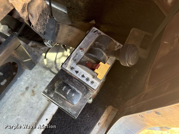 image for item EF3000 1992 Kenworth semi truck