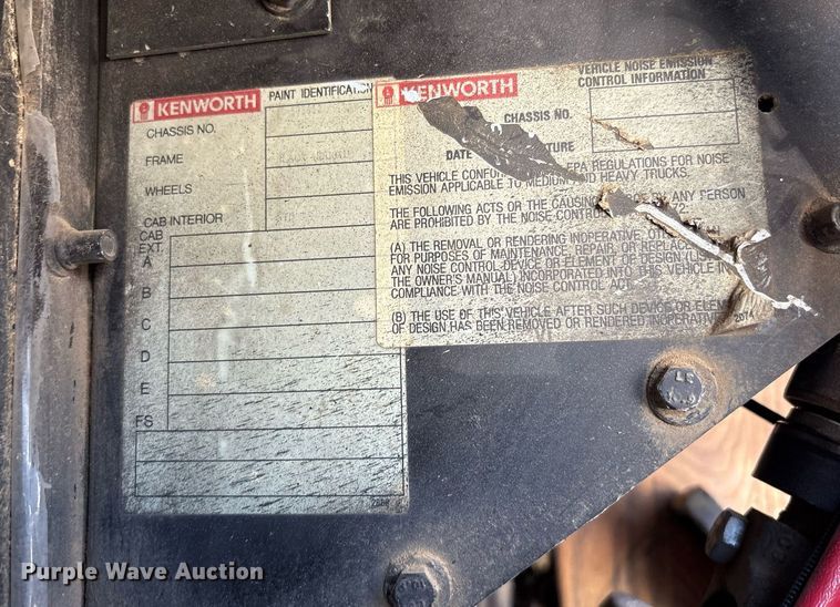 image for item EF3000 1992 Kenworth semi truck