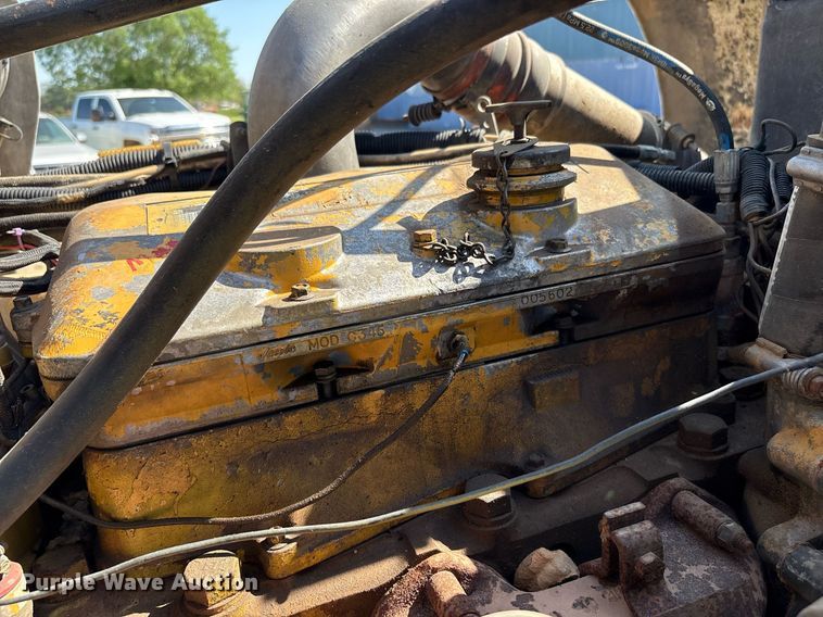 image for item EF3000 1992 Kenworth semi truck