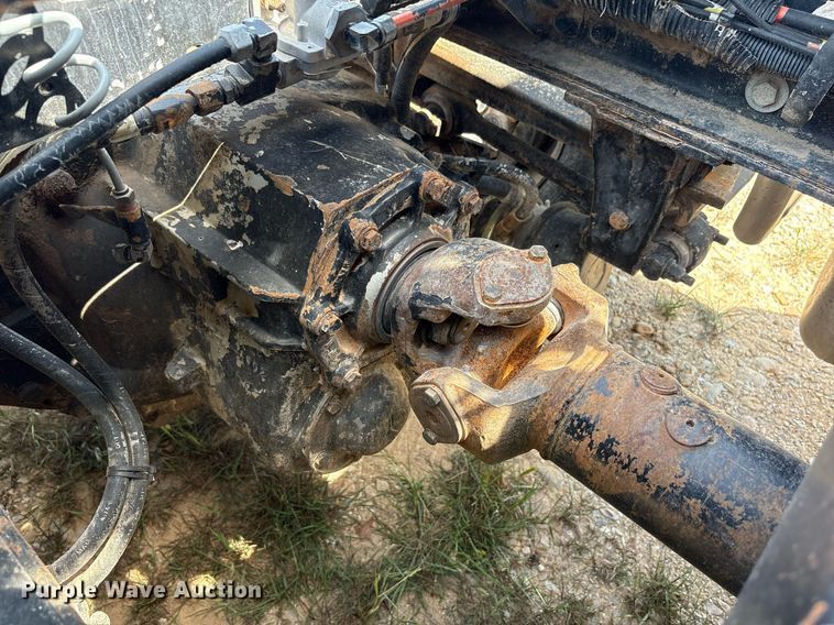 image for item EF3013 1999 Peterbilt 357 semi truck