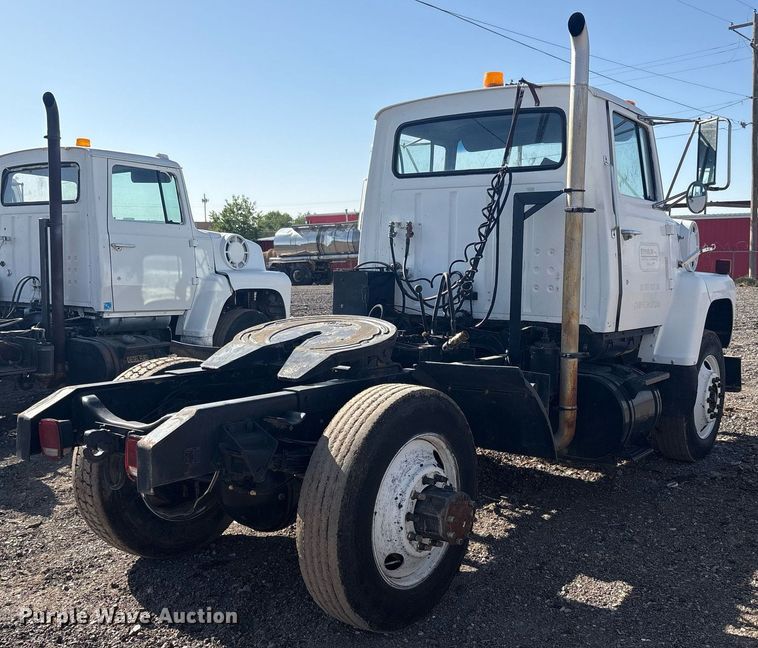 image for item EF3027 1987 Ford LN8000 semi truck