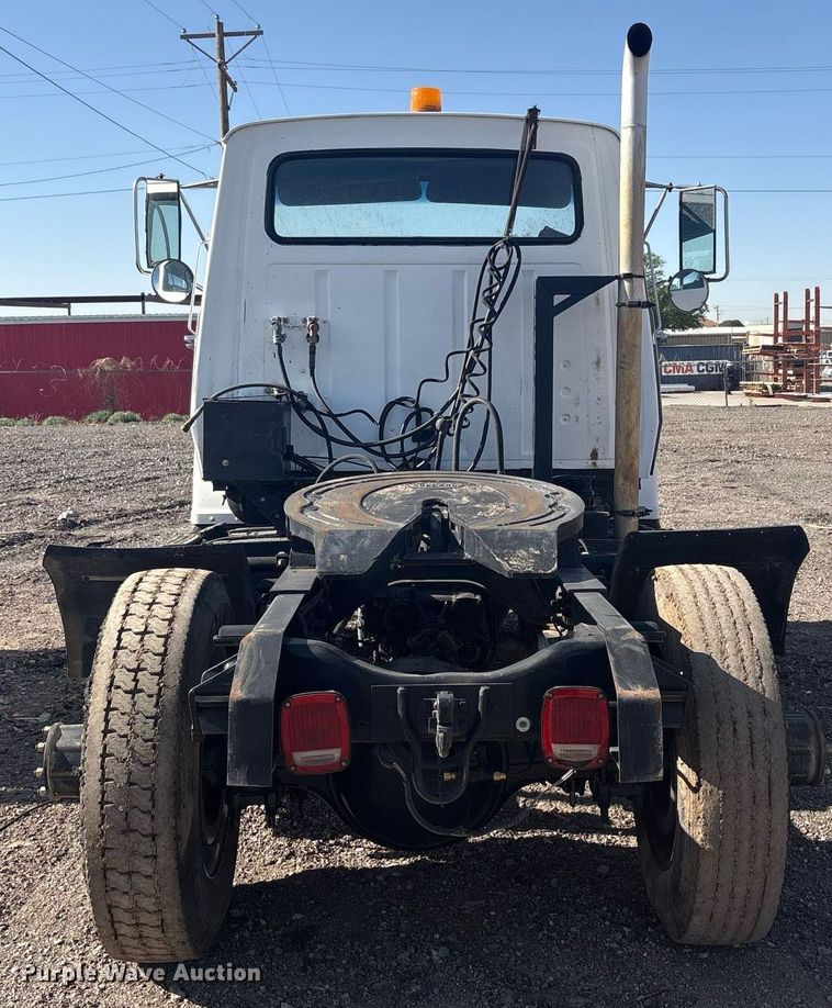 image for item EF3027 1987 Ford LN8000 semi truck