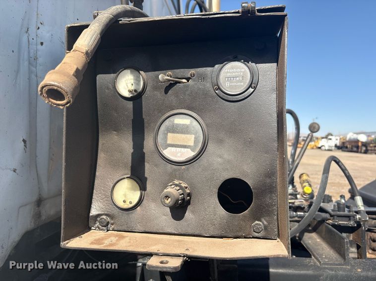 image for item EF3027 1987 Ford LN8000 semi truck