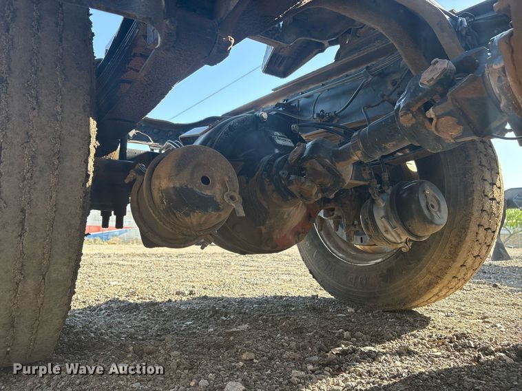 image for item EF3027 1987 Ford LN8000 semi truck