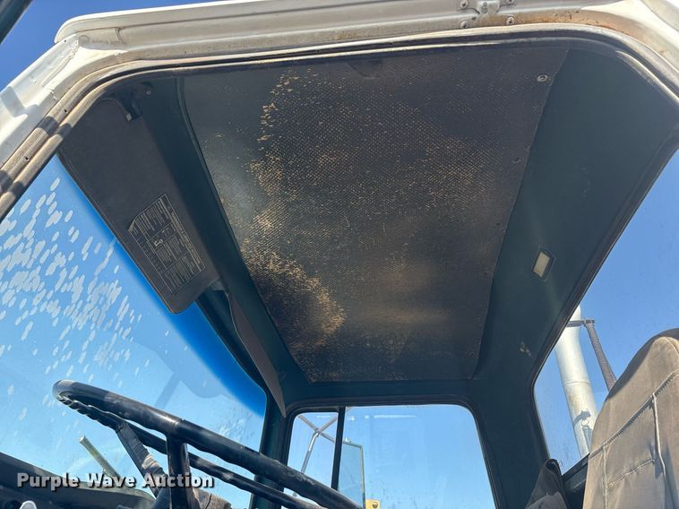 image for item EF3027 1987 Ford LN8000 semi truck