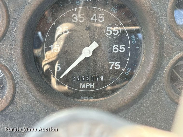 image for item EF3027 1987 Ford LN8000 semi truck