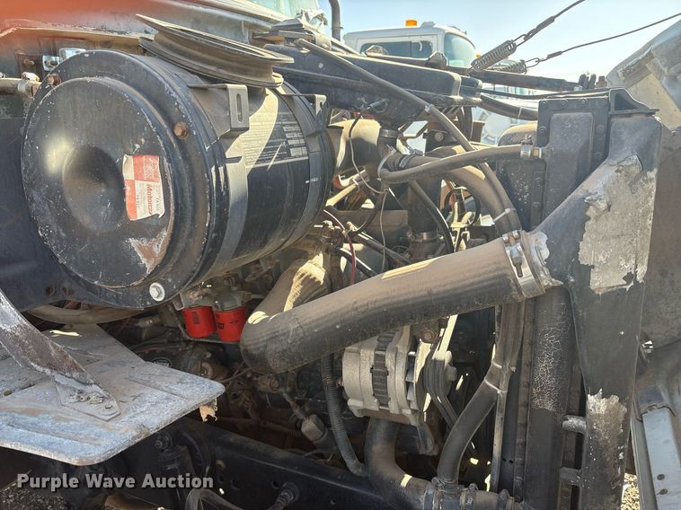 image for item EF3027 1987 Ford LN8000 semi truck