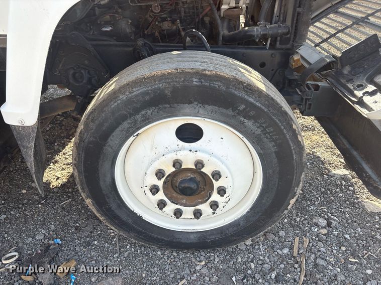 image for item EF3027 1987 Ford LN8000 semi truck