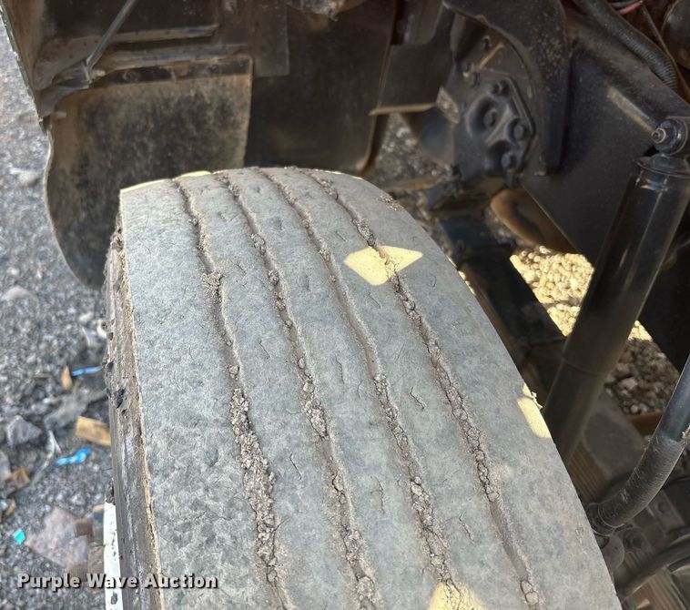 image for item EF3027 1987 Ford LN8000 semi truck