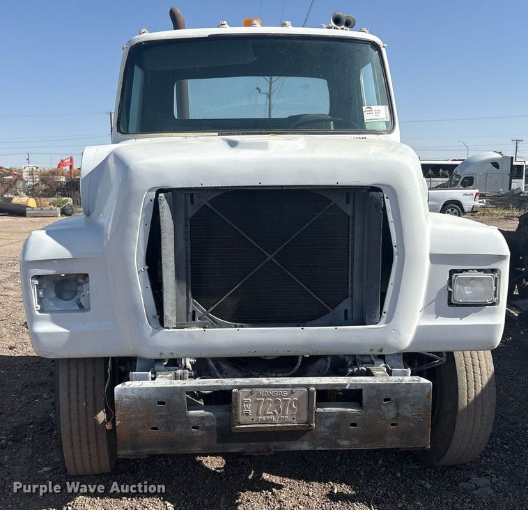 image for item EF3028 1987 Ford LN8000 semi truck