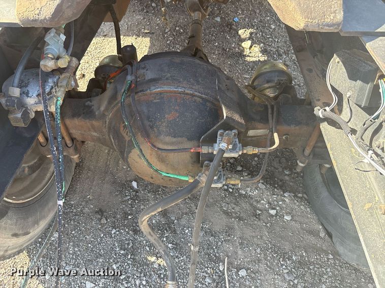 image for item EF3028 1987 Ford LN8000 semi truck