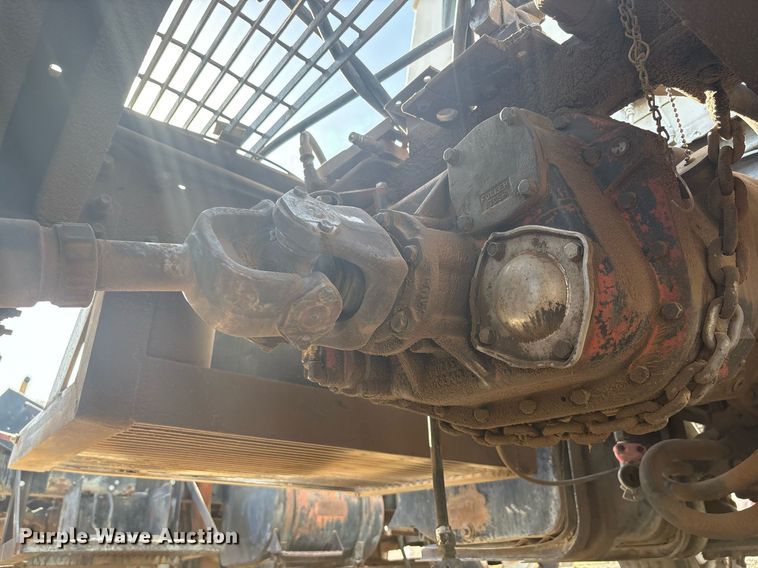 image for item EF3028 1987 Ford LN8000 semi truck