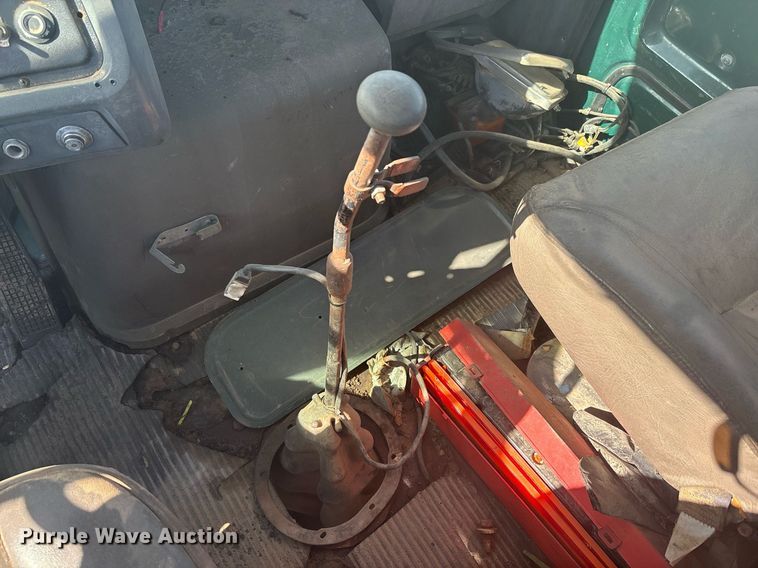 image for item EF3028 1987 Ford LN8000 semi truck