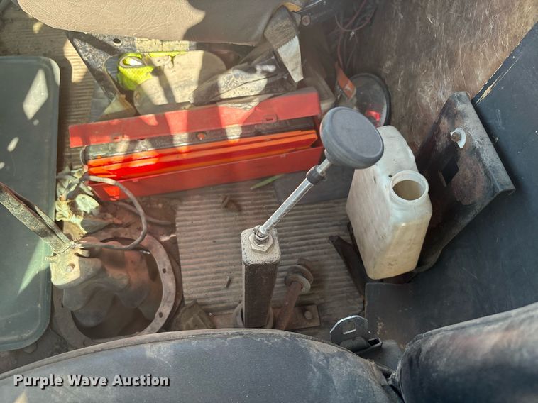 image for item EF3028 1987 Ford LN8000 semi truck