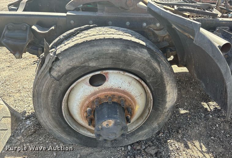 image for item EF3028 1987 Ford LN8000 semi truck