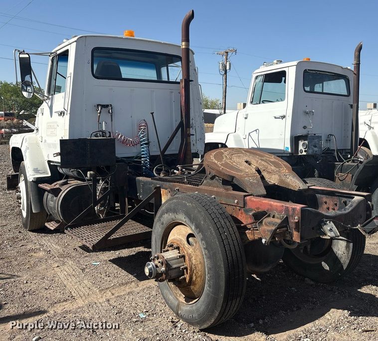 image for item EF3029 1987 Ford LN8000 semi truck