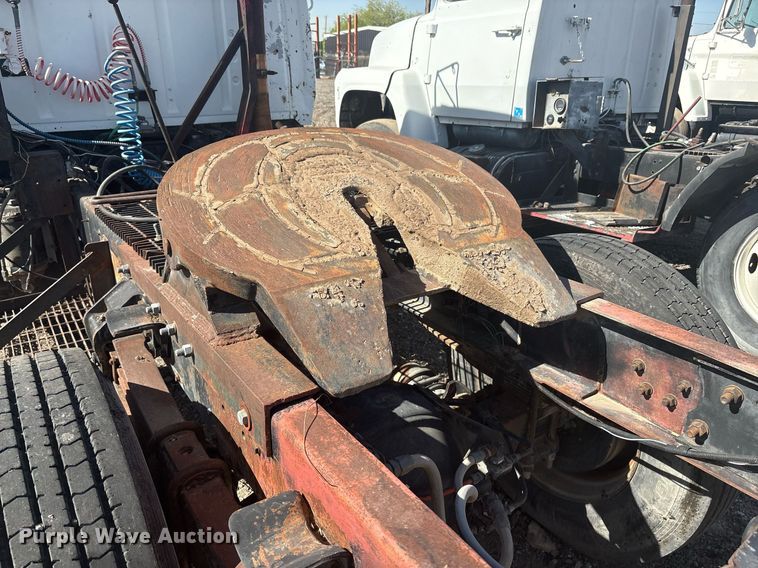image for item EF3029 1987 Ford LN8000 semi truck