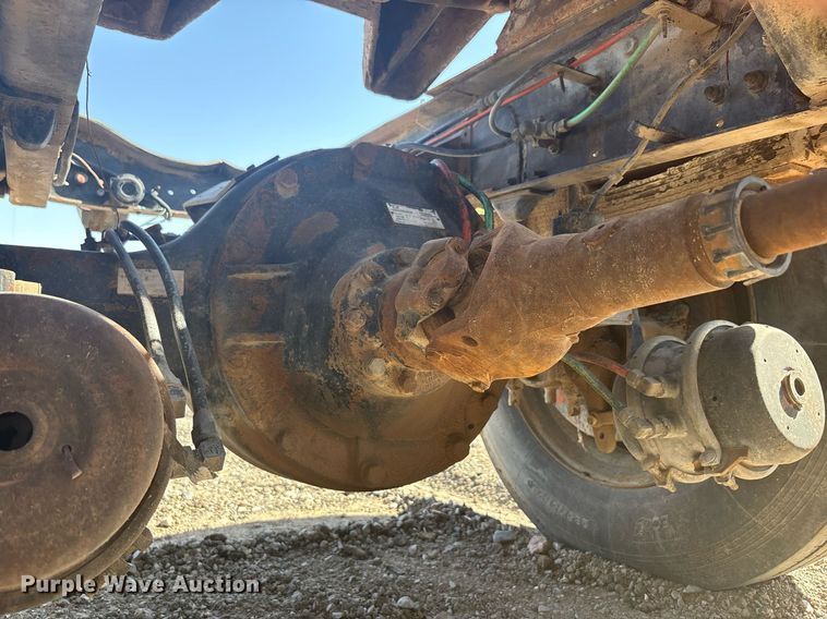 image for item EF3029 1987 Ford LN8000 semi truck