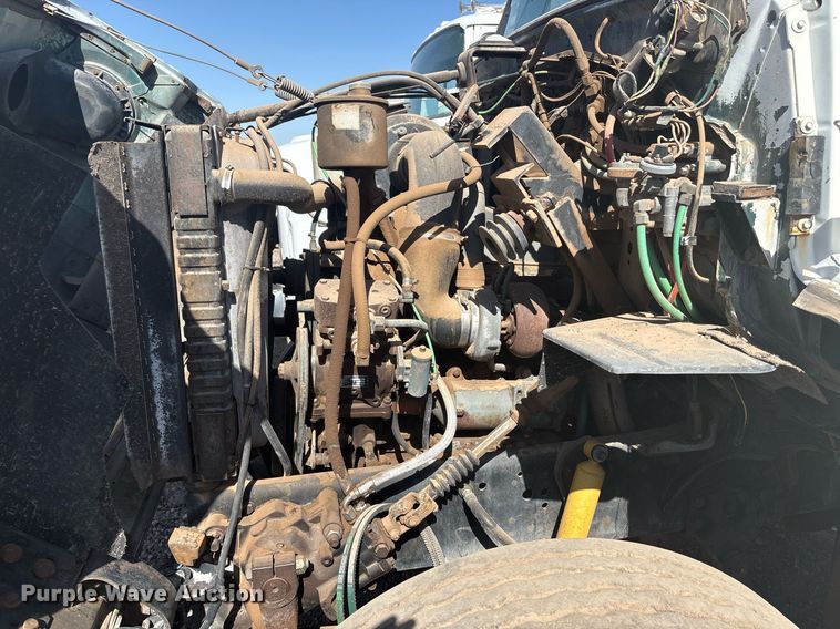 image for item EF3029 1987 Ford LN8000 semi truck