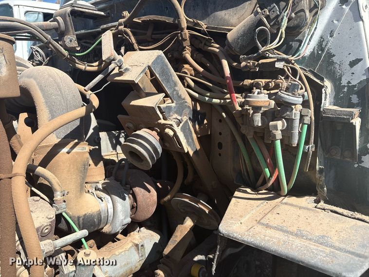 image for item EF3029 1987 Ford LN8000 semi truck