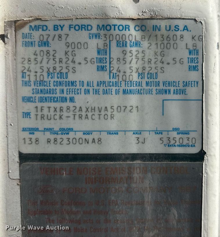 image for item EF3029 1987 Ford LN8000 semi truck