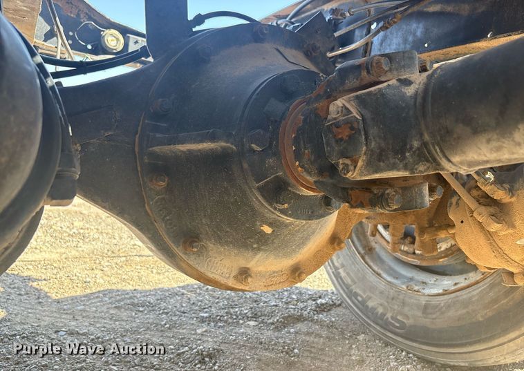 image for item EF3030 1987 Ford L8000 semi truck