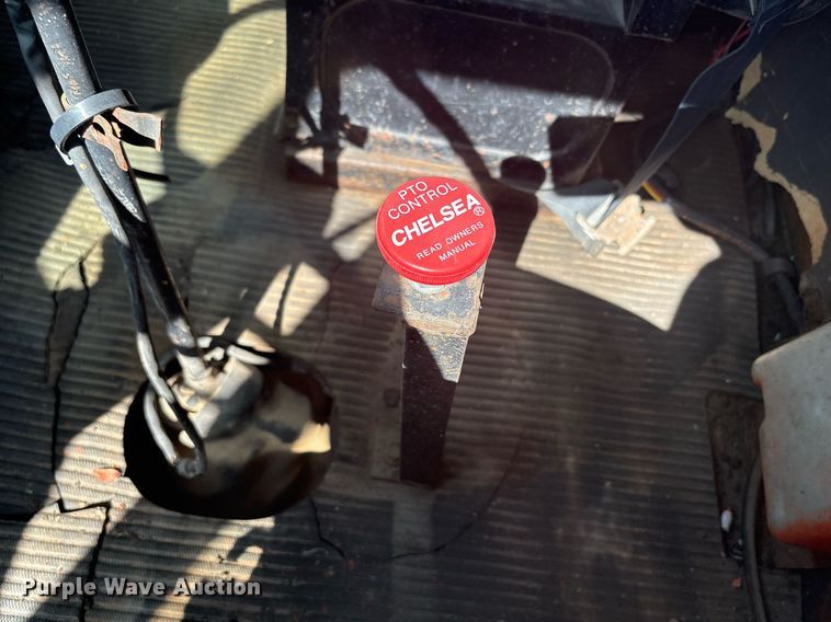 image for item EF3030 1987 Ford L8000 semi truck