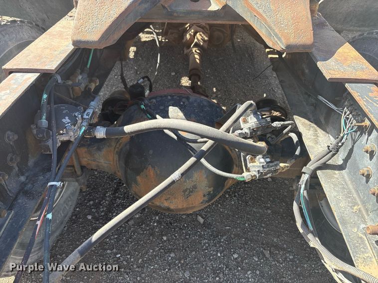 image for item EF3031 1987 Ford L8000 semi truck