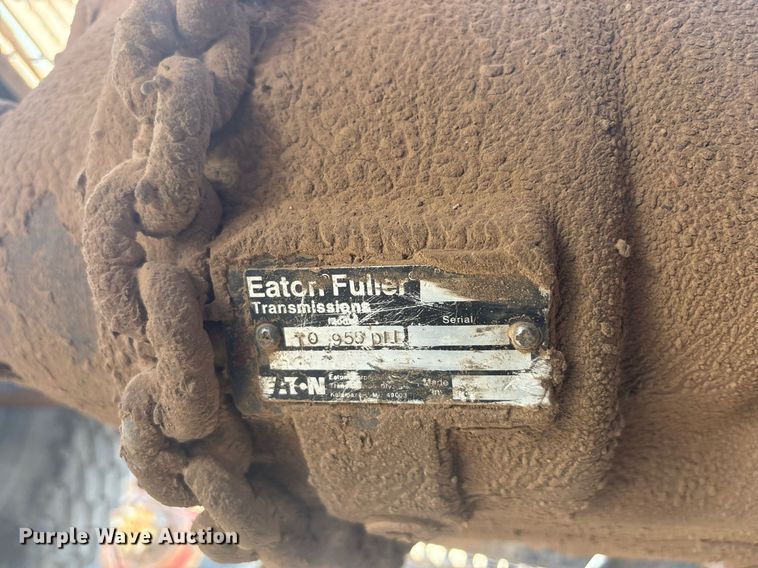 image for item EF3031 1987 Ford L8000 semi truck