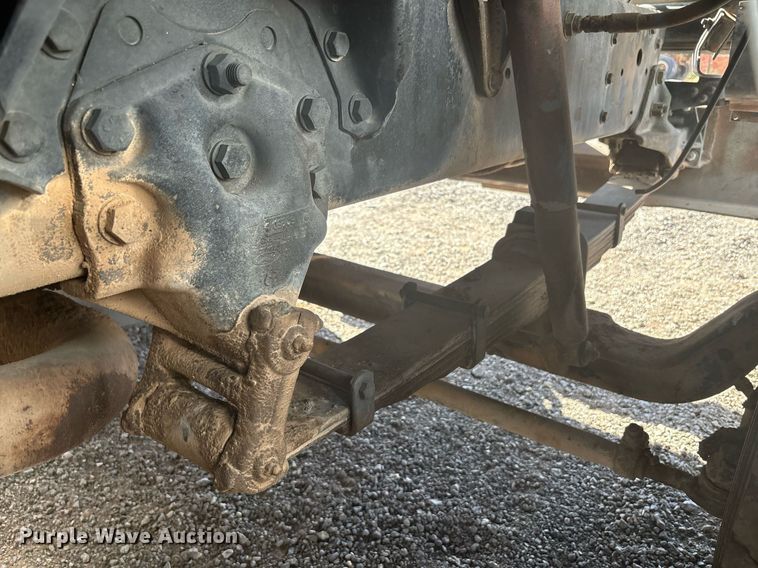 image for item EF3031 1987 Ford L8000 semi truck