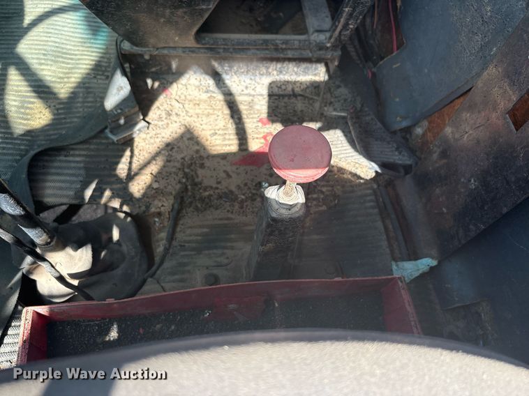 image for item EF3031 1987 Ford L8000 semi truck