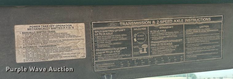 image for item EF3031 1987 Ford L8000 semi truck