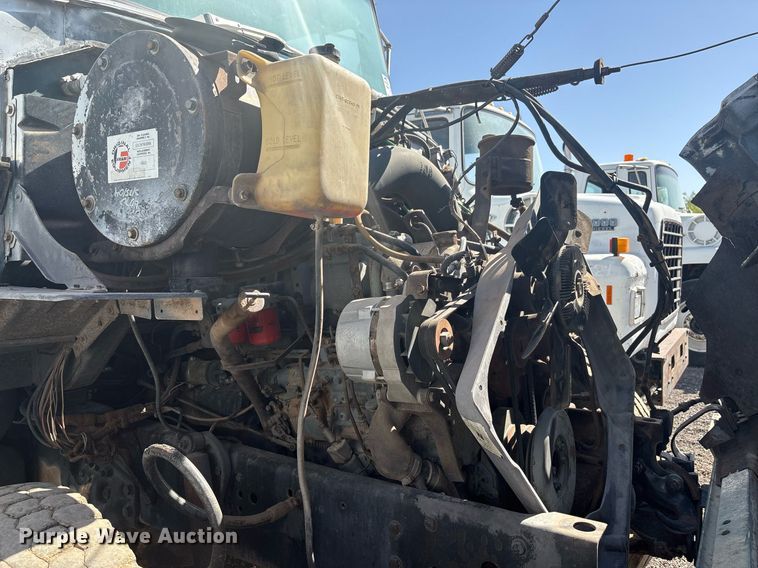 image for item EF3031 1987 Ford L8000 semi truck