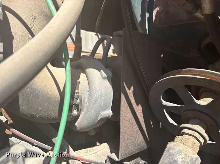 image for item EF3033 1987 Ford L8000 semi truck