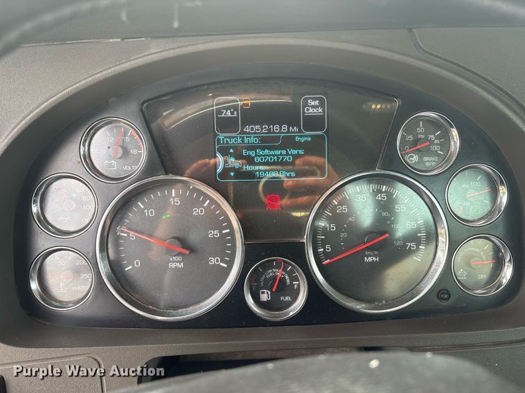 image for item EF3098 2020 Kenworth T880 semi truck