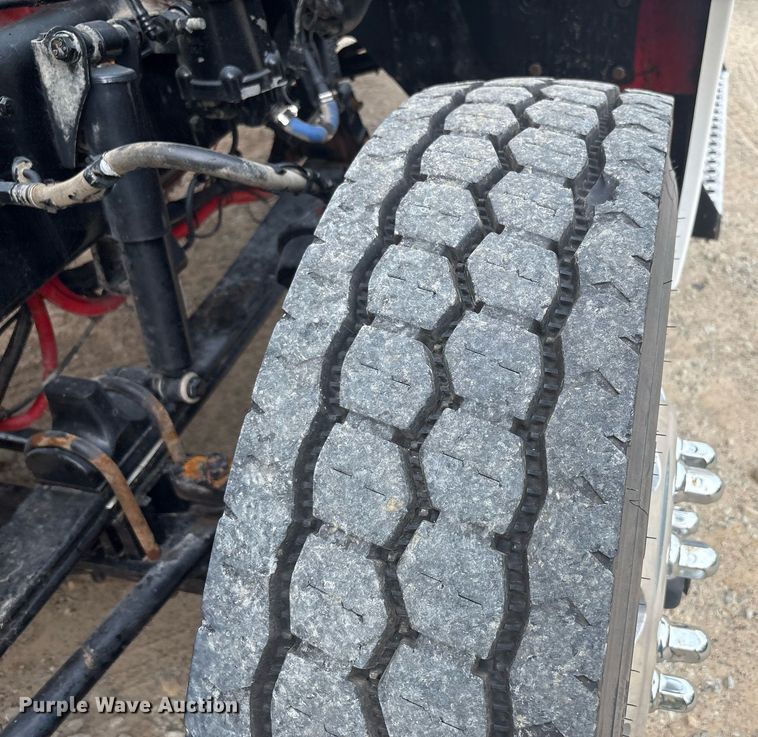 image for item EF3098 2020 Kenworth T880 semi truck