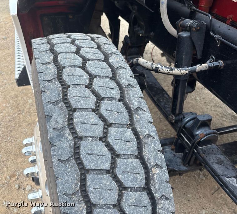 image for item EF3098 2020 Kenworth T880 semi truck