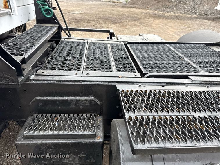 image for item EG5786 2014 Capacity Trucks TJ5000 yard truck