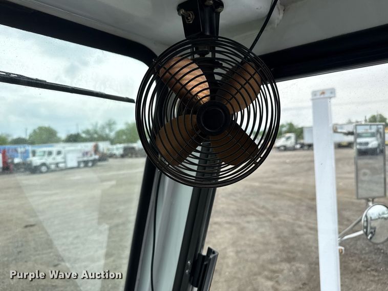 image for item EG5786 2014 Capacity Trucks TJ5000 yard truck