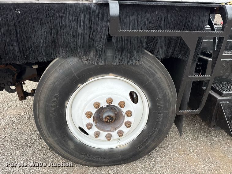 image for item EG5786 2014 Capacity Trucks TJ5000 yard truck