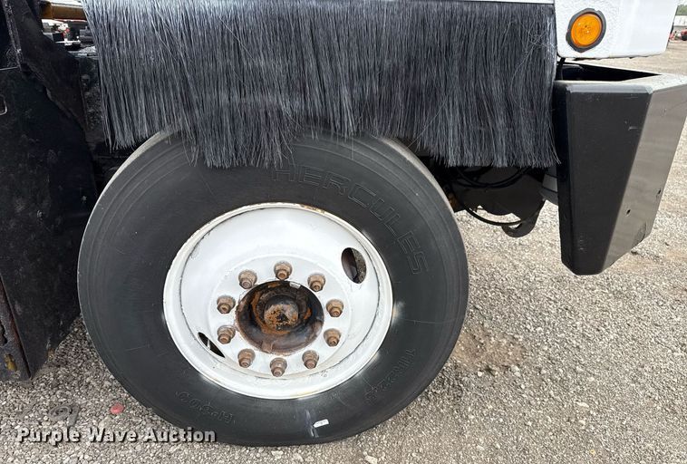 image for item EG5786 2014 Capacity Trucks TJ5000 yard truck