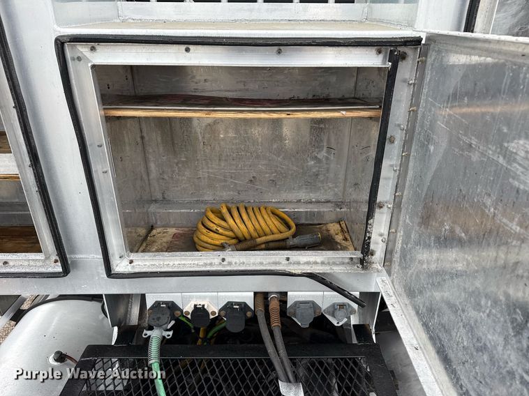 image for item EG5806 2012 Western Star 4900 Conventional  semi truck